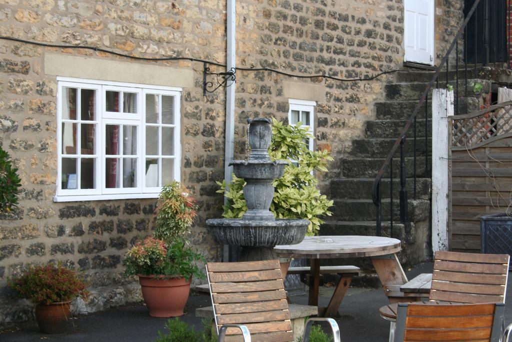 George & Dragon Hotel Kirkbymoorside Exterior photo